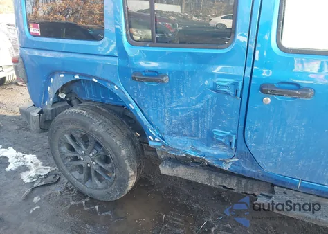 2024 Jeep Wrangler 4Xe Sahara 4Xe z USA, uszkodzony, nr VIN 1C4RJXP60RW189301